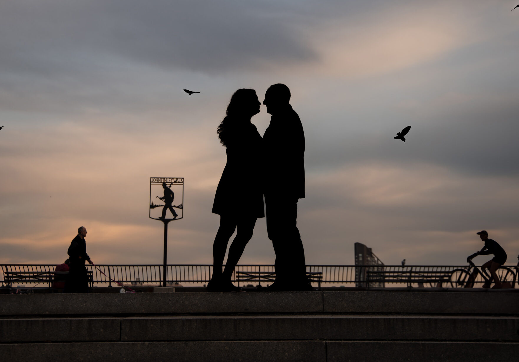 carl schurz park engagement silhouette by the water