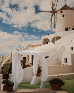 The white scenery at destination weddings in Santorini ()